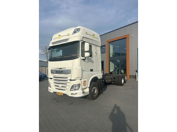Cab chassis truck DAF XF 530
