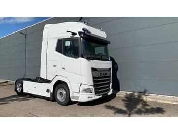 Tractor unit DAF XG+ 530