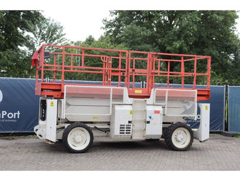 Scissor lift GENIE