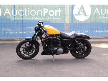 Motorcycle HARLEY-DAVIDSON