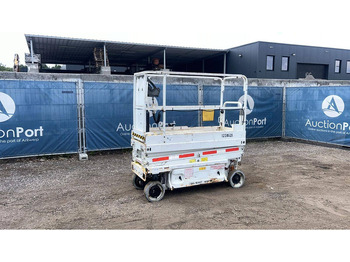 Scissor lift JLG