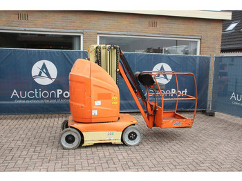Aerial platform JLG