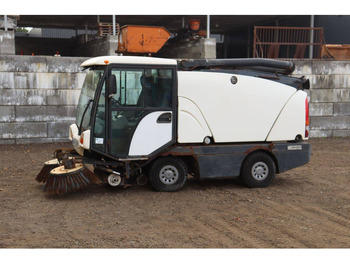 Road sweeper JOHNSTON