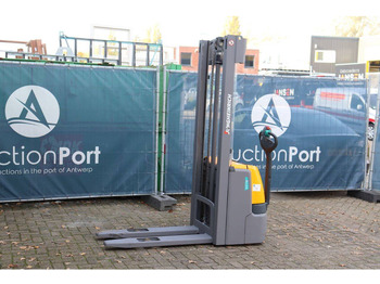 Stacker JUNGHEINRICH EJC