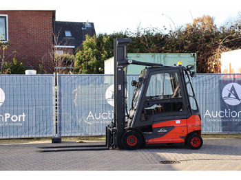 Electric forklift LINDE E25