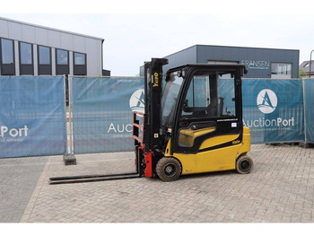Electric forklift YALE