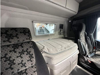 Container transporter/ Swap body truck SCANIA R 450 B6x4HA: picture 4 Container transporter/ Swap body truck SCANIA R 450 B6x4HA: picture 4