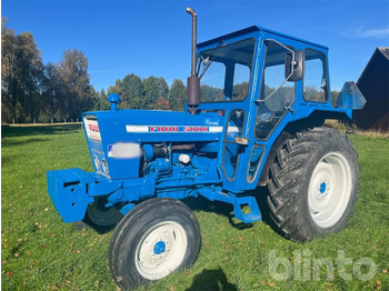 Farm tractor FORD