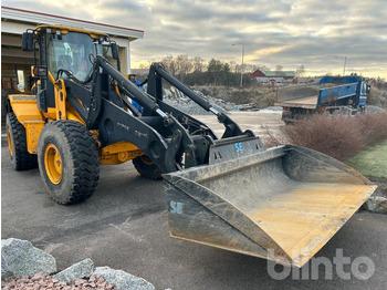 Wheel loader JCB 436: picture 2