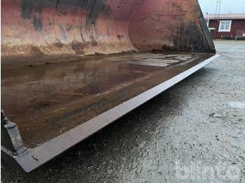 Loader bucket Snöskopa 7 kubik: picture 5 Loader bucket Snöskopa 7 kubik: picture 5