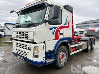 Hook lift truck VOLVO FM 400