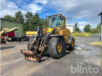 Wheel loader VOLVO L90