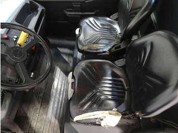 Tow tractor Still R07-25: picture 3 Tow tractor Still R07-25: picture 3