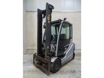 Electric forklift STILL RX60