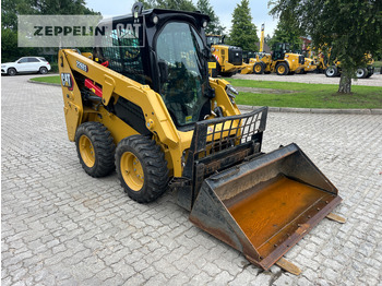 Skid steer loader CATERPILLAR 226D
