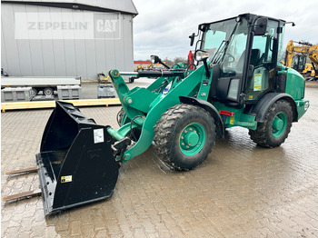 Wheel loader CATERPILLAR 906M