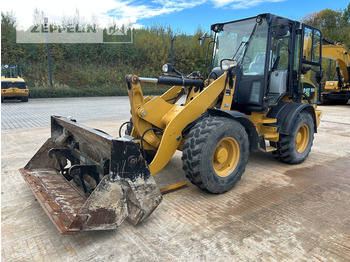Wheel loader CATERPILLAR 908M