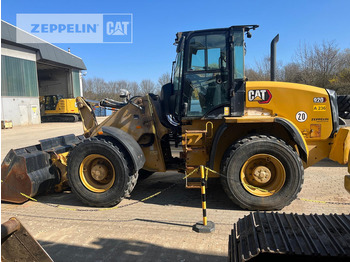 Wheel loader CATERPILLAR 920