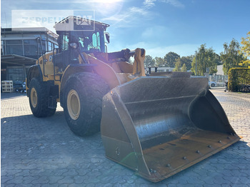 Wheel loader CATERPILLAR 966