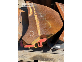 Excavator bucket
