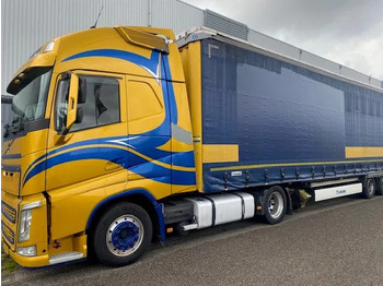 Tractor unit VOLVO FH13 460