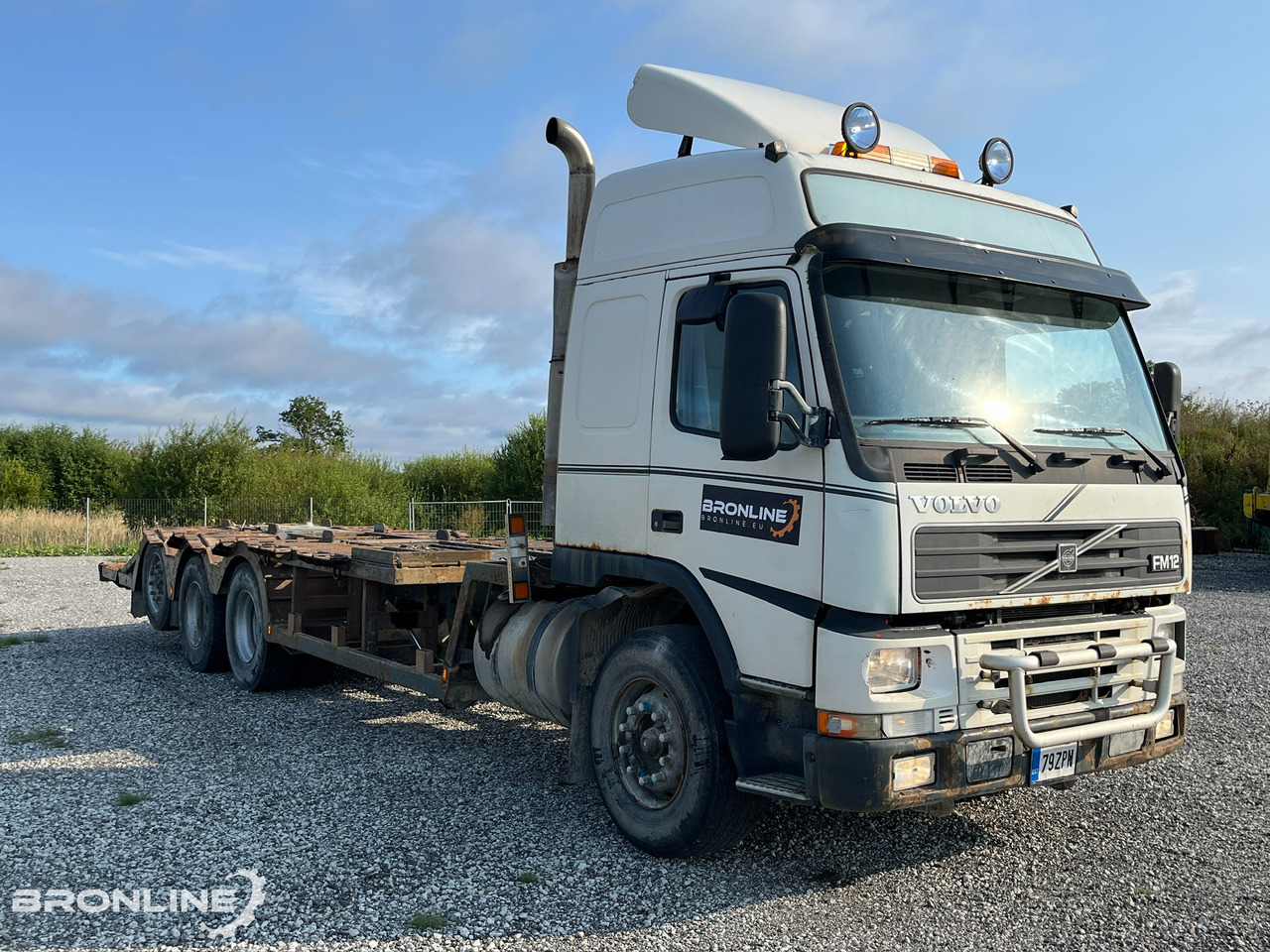 1999 Volvo FM12 8x4 Metsatehnika veok - Autotransporter truck: picture 4 1999 Volvo FM12 8x4 Metsatehnika veok - Autotransporter truck: picture 4