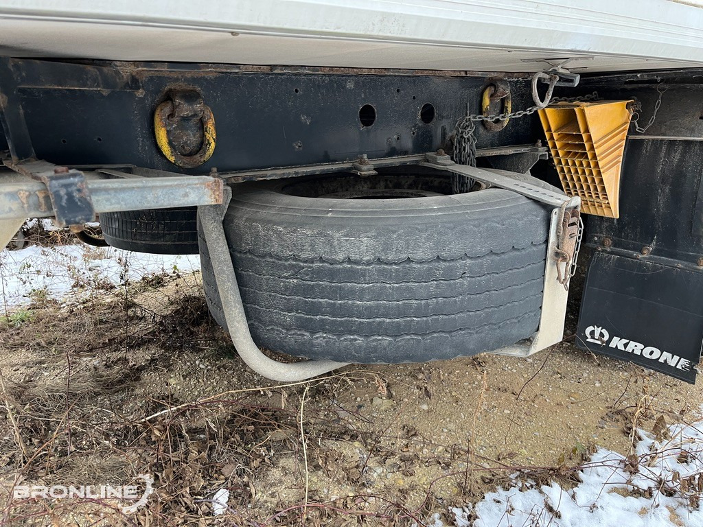 Refrigerator semi-trailer 2003 KRONE SDR 27 Refrigerator semi trailer: picture 15 Refrigerator semi-trailer 2003 KRONE SDR 27 Refrigerator semi trailer: picture 15