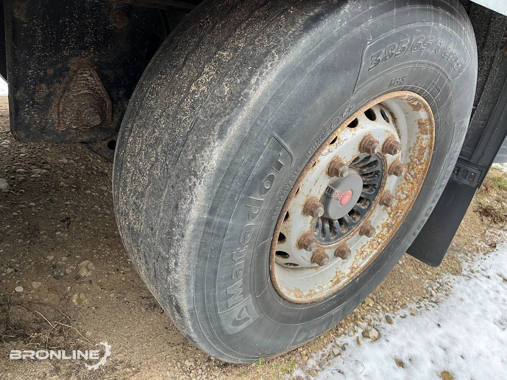 Refrigerator semi-trailer 2003 KRONE SDR 27 Refrigerator semi trailer: picture 19 Refrigerator semi-trailer 2003 KRONE SDR 27 Refrigerator semi trailer: picture 19