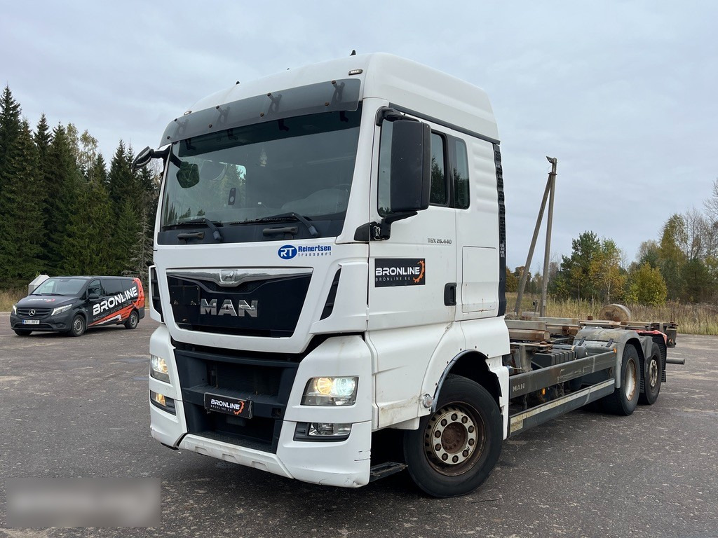 2016 MAN TGX 26.440 6x2 BDF - Container transporter/ Swap body truck: picture 1 2016 MAN TGX 26.440 6x2 BDF - Container transporter/ Swap body truck: picture 1