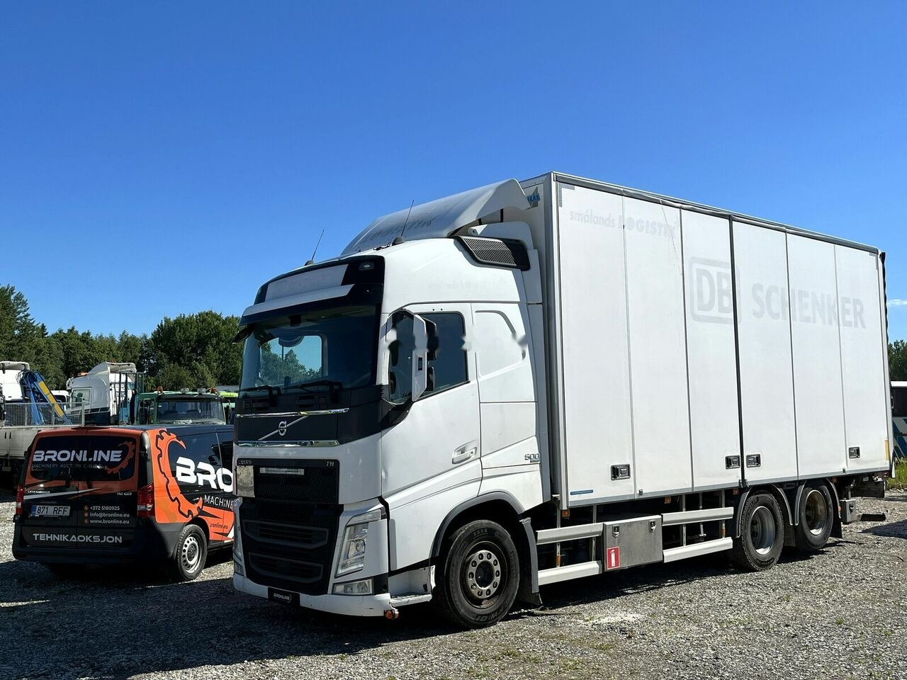 Box truck Volvo FH 500: picture 1