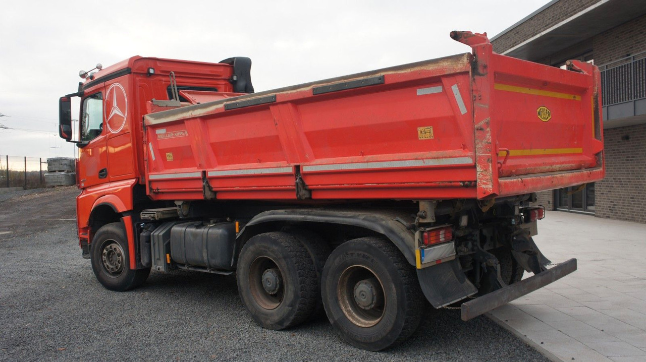 Mercedes-Benz Actros 2663 Dreiseitenkipper Meiller Bordmatik - Tipper: picture 5 Mercedes-Benz Actros 2663 Dreiseitenkipper Meiller Bordmatik - Tipper: picture 5