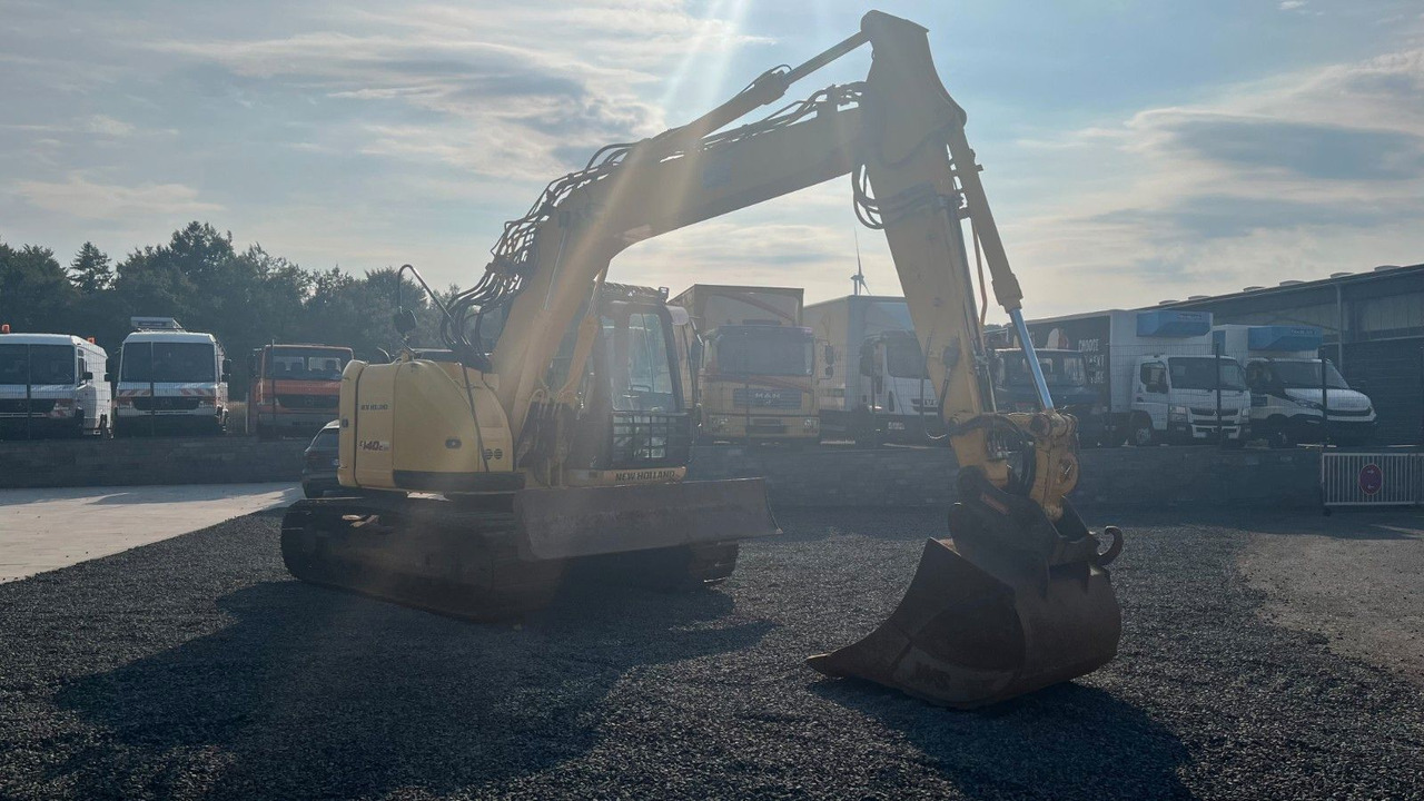 New Holland E140CSR Kettenbagger 16.000 Kg - Crawler excavator: picture 3 New Holland E140CSR Kettenbagger 16.000 Kg - Crawler excavator: picture 3