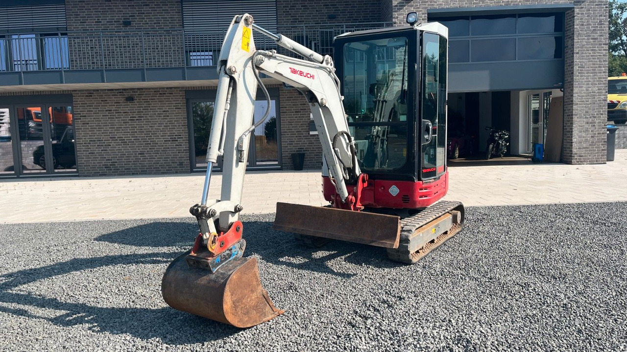 Takeuchi TB23R Minibagger 2670 Kg Takeuchi TB23R Minibagger 2670 Kg - Mini excavator: picture 2 Takeuchi TB23R Minibagger 2670 Kg Takeuchi TB23R Minibagger 2670 Kg - Mini excavator: picture 2