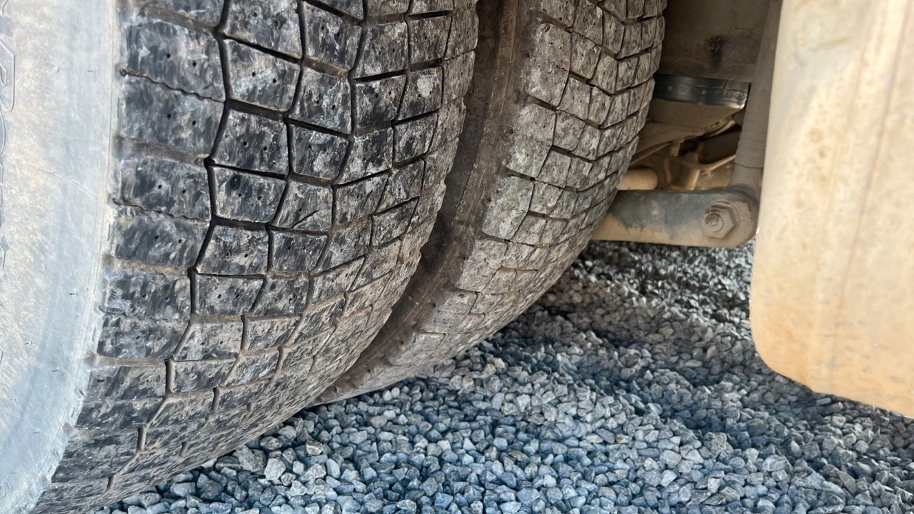 Skip loader truck Volvo FM 500 Absetzkipper Retarder VDL Volvo FM 500 Absetzkipper Retarder VDL: picture 14 Skip loader truck Volvo FM 500 Absetzkipper Retarder VDL Volvo FM 500 Absetzkipper Retarder VDL: picture 14