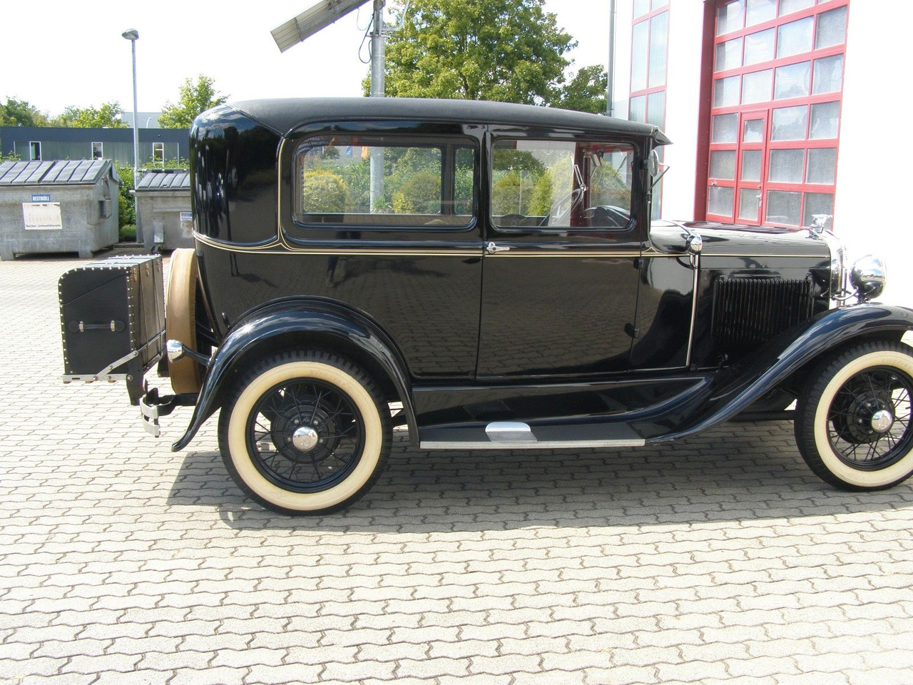 Ford MODELL A / TUDOR + H-Kennzeichen - Sedan: picture 4 Ford MODELL A / TUDOR + H-Kennzeichen - Sedan: picture 4