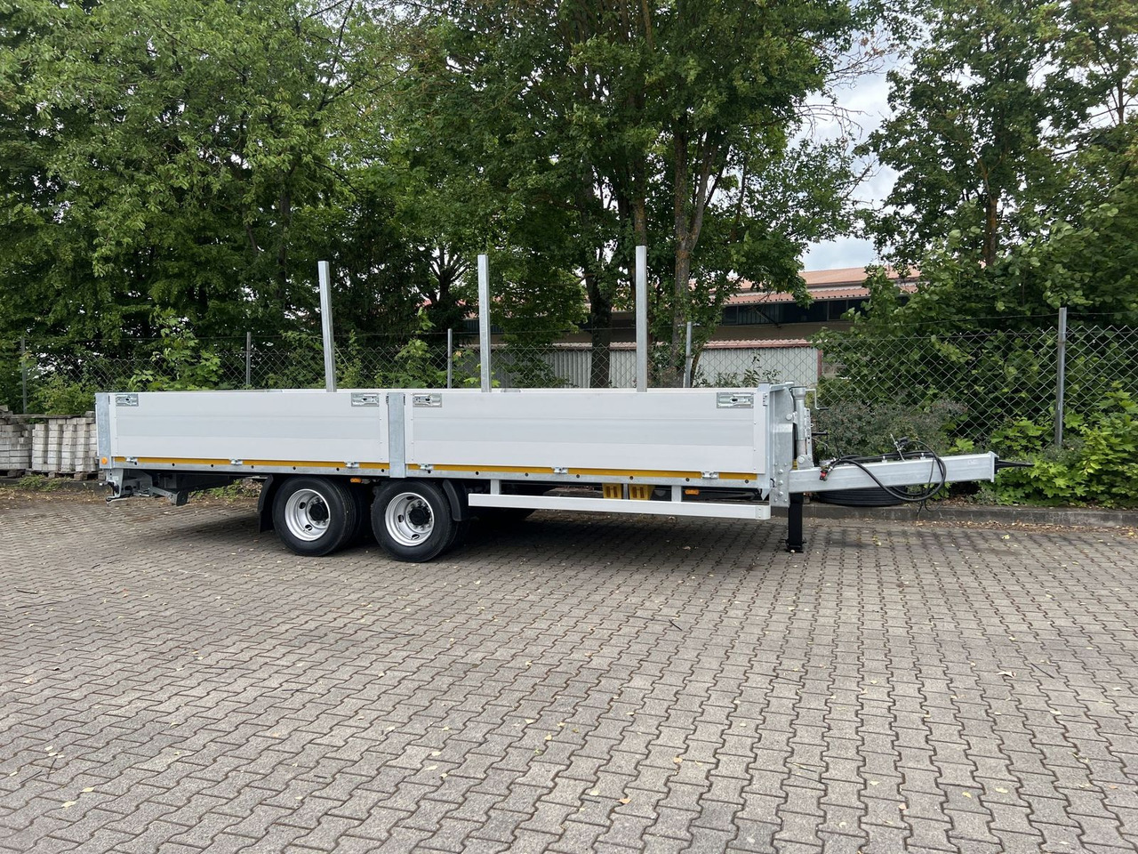 Dropside/ Flatbed trailer Möslein 14,4 t Tandem- Pritschenanhänger- Tieflader: picture 1