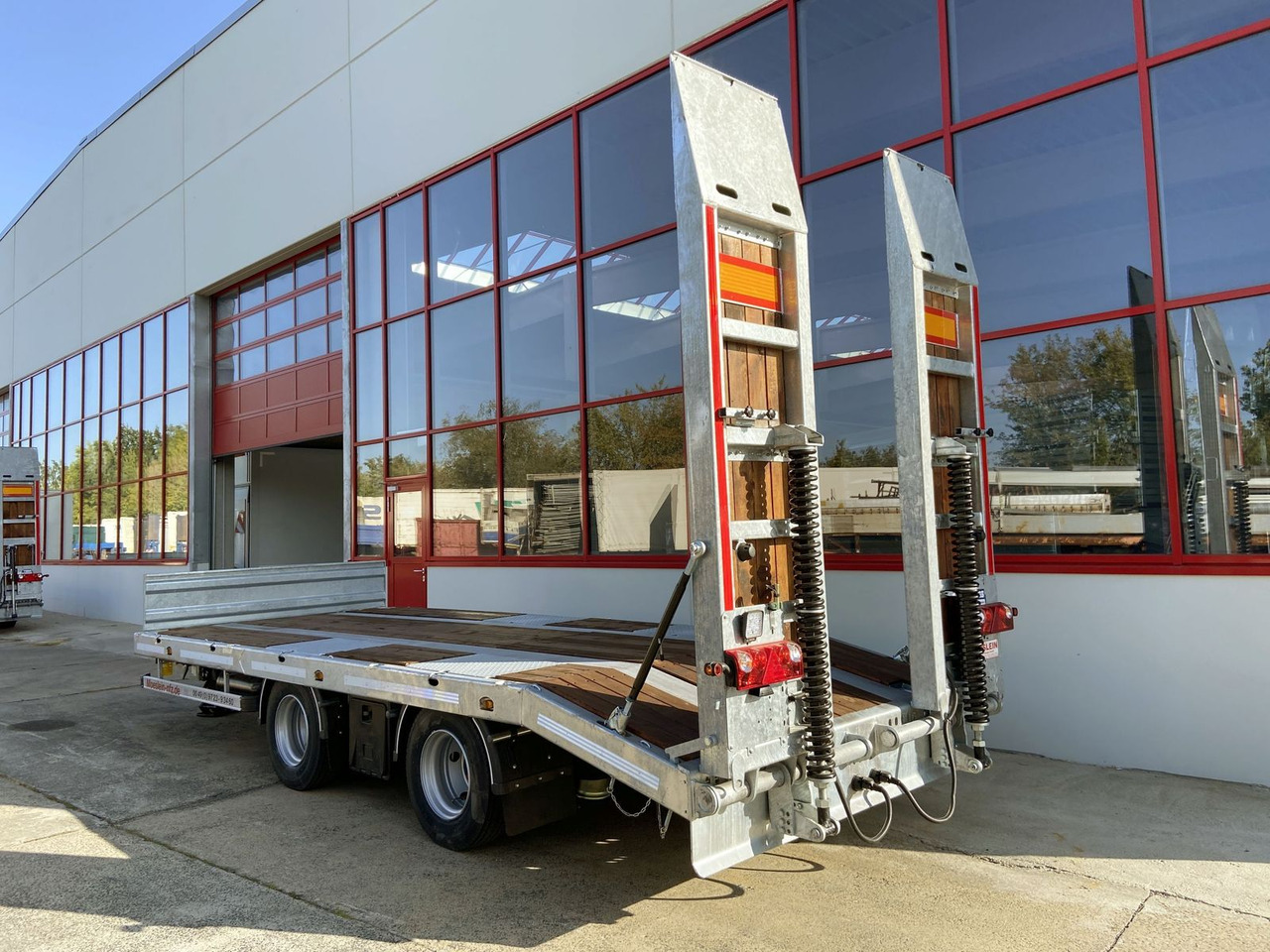 Möslein 19 t Tandemtieflader, Luftgefedert, NEU - Low loader trailer: picture 4 Möslein 19 t Tandemtieflader, Luftgefedert, NEU - Low loader trailer: picture 4