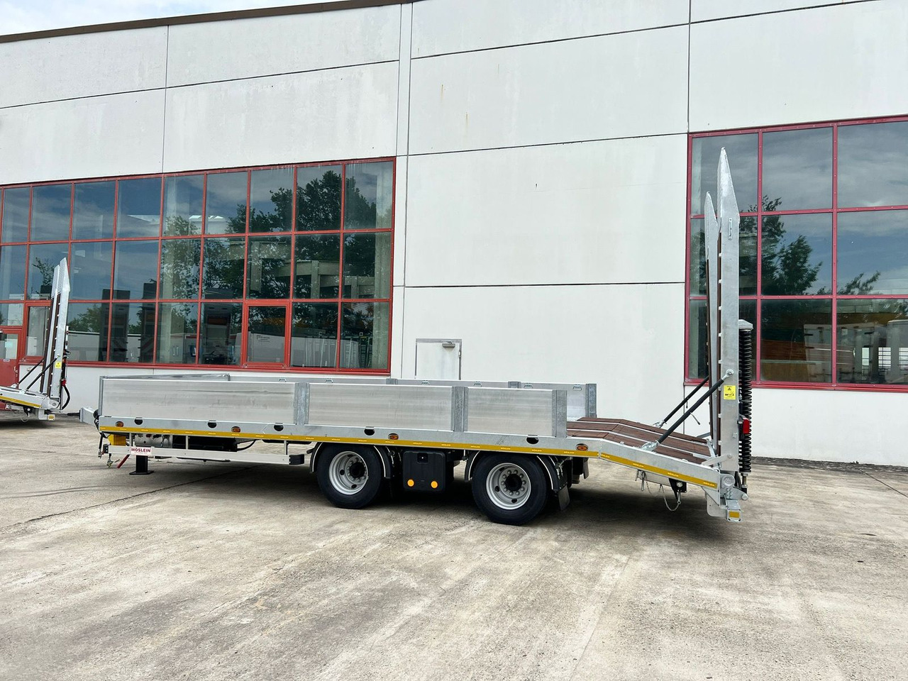 Möslein 21 t Tandemtieflader, Luftgefedert, NEU - Low loader trailer: picture 1 Möslein 21 t Tandemtieflader, Luftgefedert, NEU - Low loader trailer: picture 1