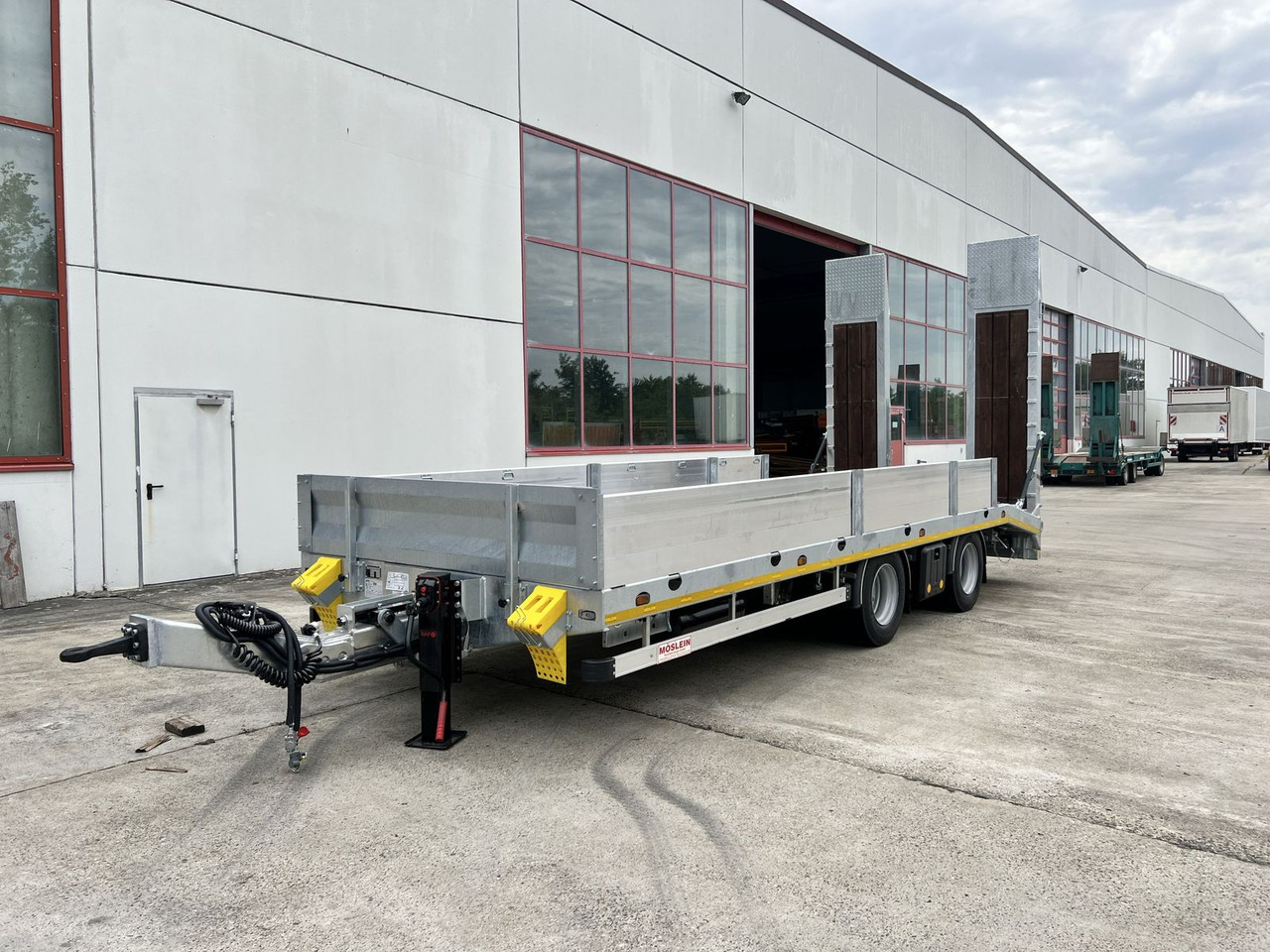 Möslein 21 t Tandemtieflader, Luftgefedert, NEU - Low loader trailer: picture 2 Möslein 21 t Tandemtieflader, Luftgefedert, NEU - Low loader trailer: picture 2
