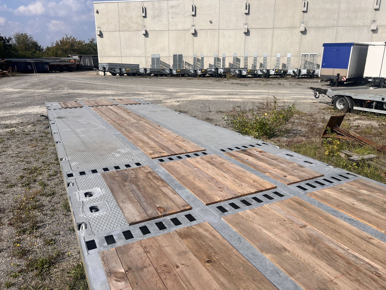 New Low loader semi-trailer for transportation of heavy machinery Möslein ST 3 Plato 8,7 3 Achs Satteltieflader Plato 45 t GGfür Fertigteile, Baumaschinen: picture 8 New Low loader semi-trailer for transportation of heavy machinery Möslein ST 3 Plato 8,7 3 Achs Satteltieflader Plato 45 t GGfür Fertigteile, Baumaschinen: picture 8