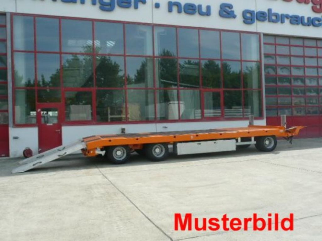 New Low loader trailer for transportation of heavy machinery Möslein T 3-8,20 P OR  3 Achs Tieflader gerader Ladefläche 8,10 m,Neufahrzeug: picture 8