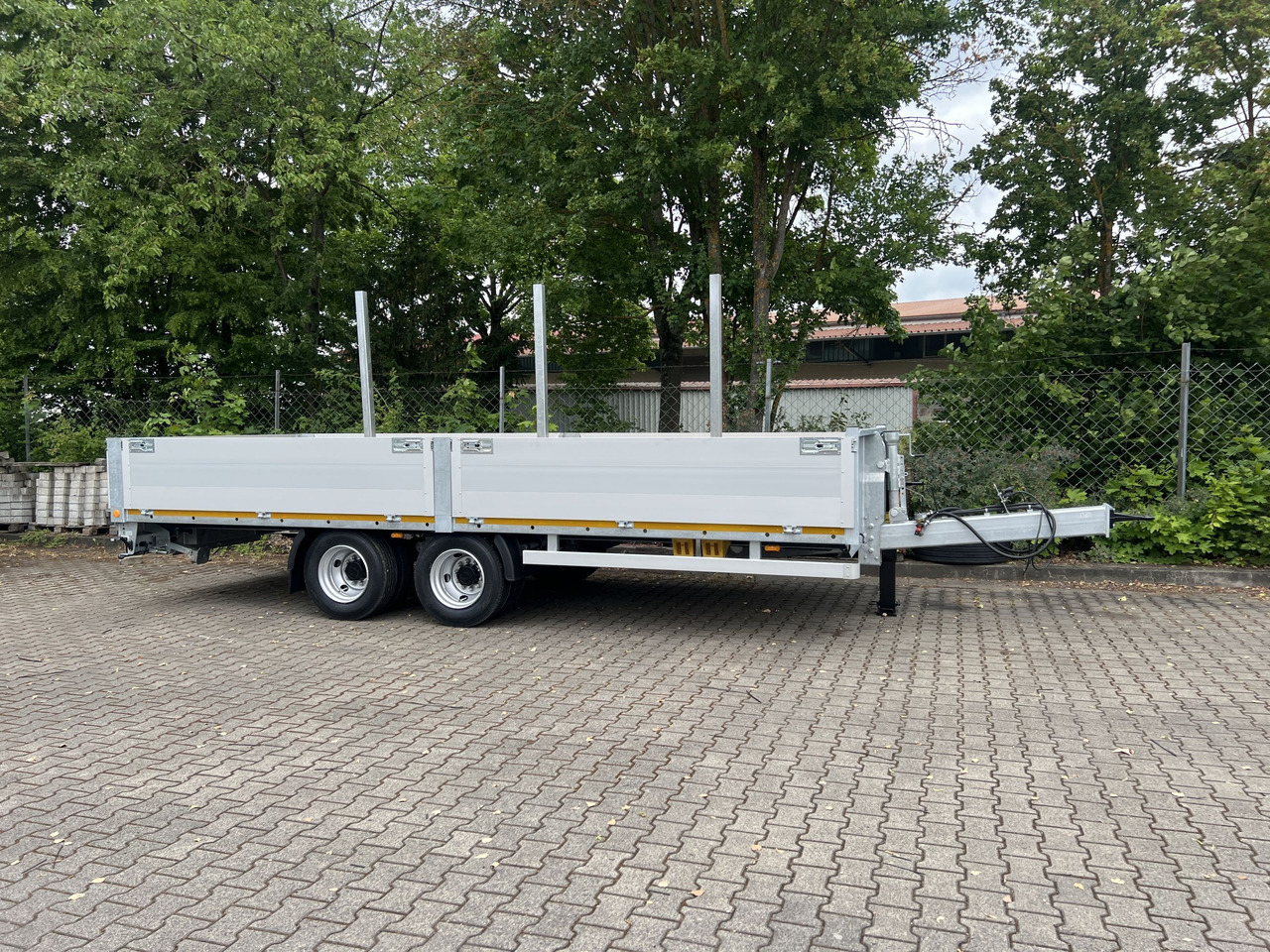 Möslein THT 14,4 G 6,2 L 14,4 t Tandem- Pritschenanhänger- Tieflader - Dropside/ Flatbed trailer: picture 1 Möslein THT 14,4 G 6,2 L 14,4 t Tandem- Pritschenanhänger- Tieflader - Dropside/ Flatbed trailer: picture 1