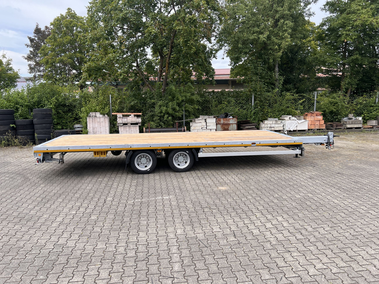 Möslein THT 14-G 7,20 ausziehbar 13,9 t Tandemanhänger- Tieflader, ausziehbar - Dropside/ Flatbed trailer: picture 4 Möslein THT 14-G 7,20 ausziehbar 13,9 t Tandemanhänger- Tieflader, ausziehbar - Dropside/ Flatbed trailer: picture 4