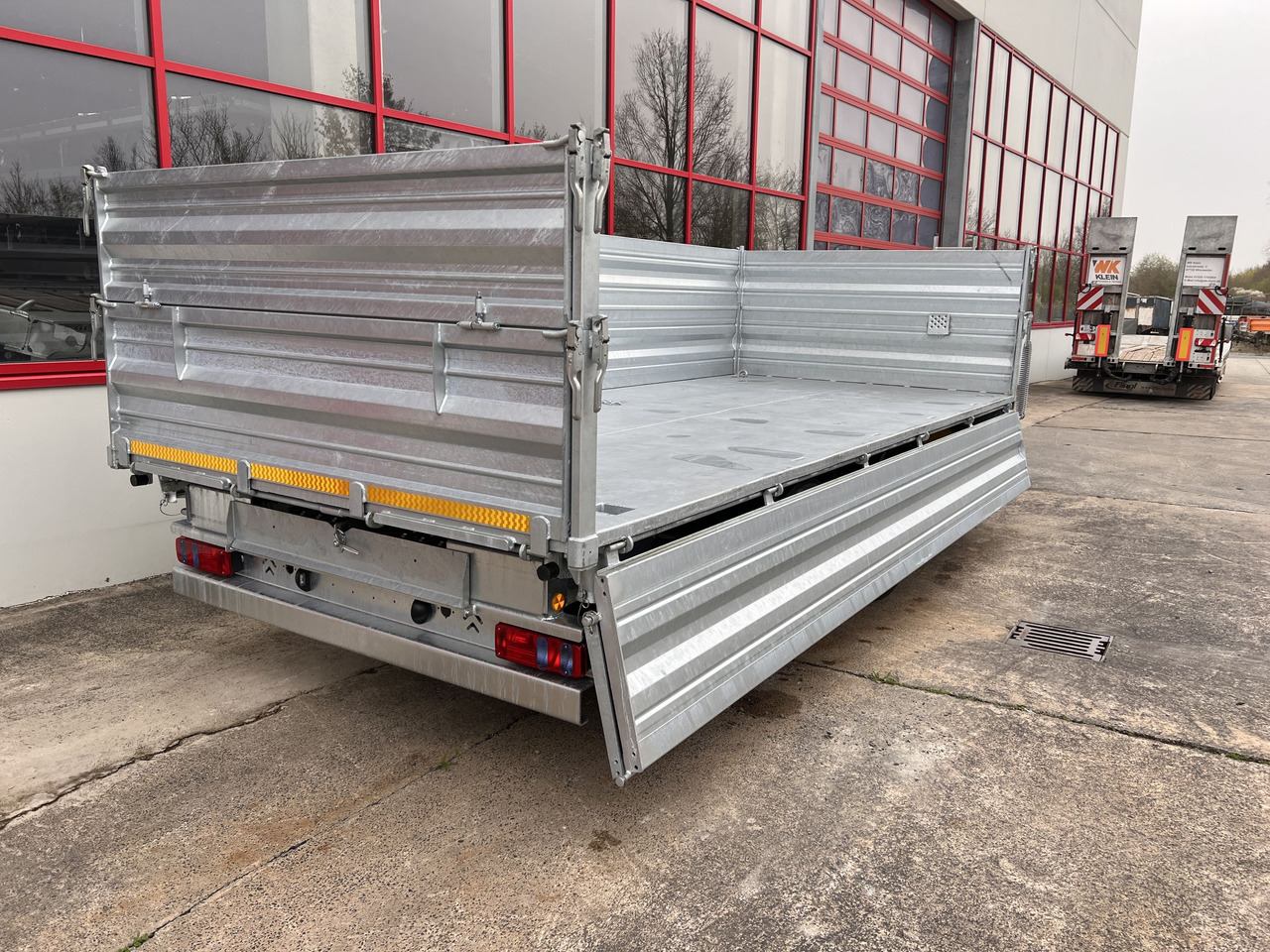 Möslein TTD 19 AB 19 t Tandem 3 Seiten Kipper TiefladerAufsatzbordwänden-- Neufahrzeug -- - Tipper trailer: picture 5 Möslein TTD 19 AB 19 t Tandem 3 Seiten Kipper TiefladerAufsatzbordwänden-- Neufahrzeug -- - Tipper trailer: picture 5