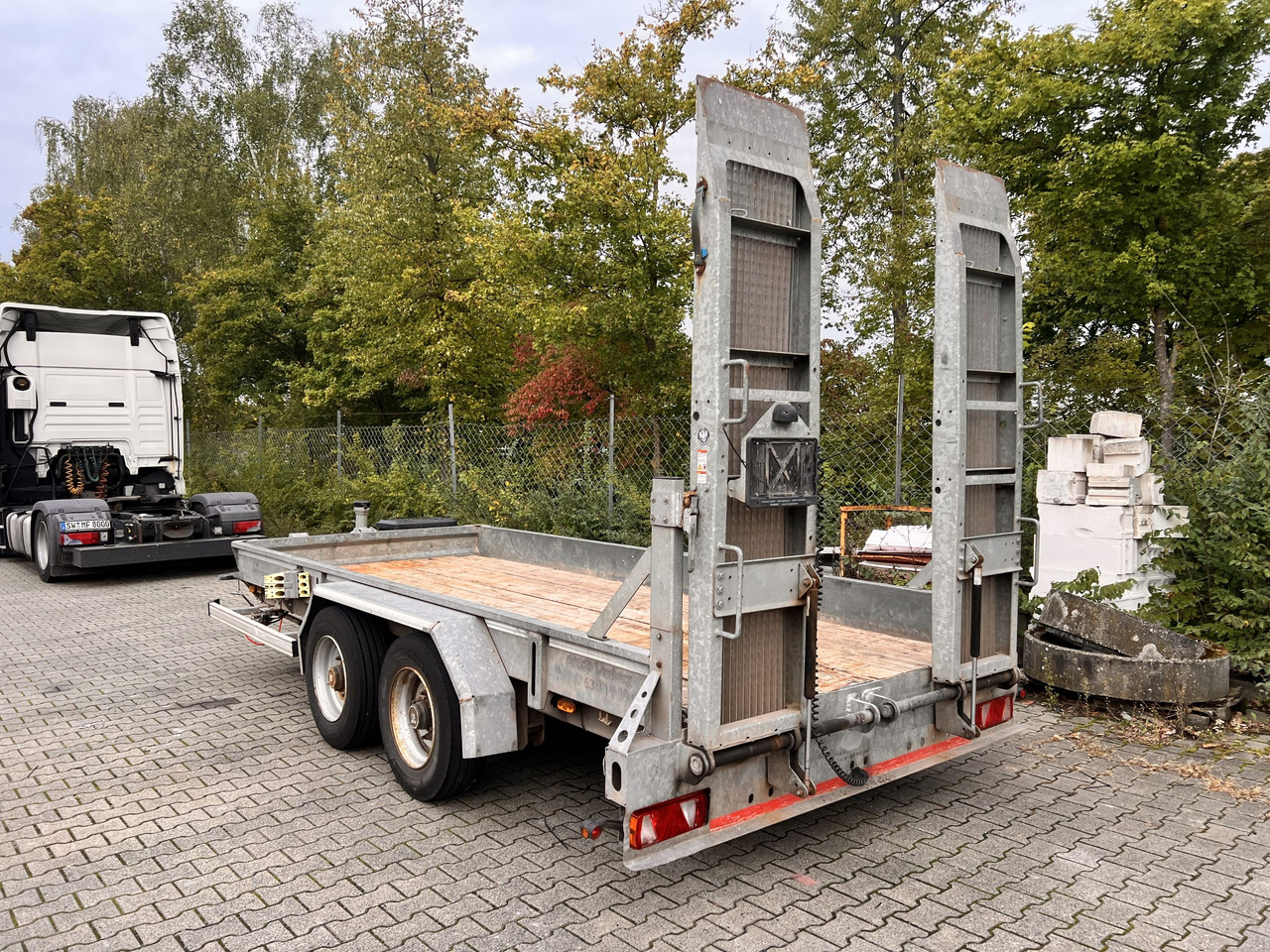 Tt Tandemtieflader - Low loader trailer: picture 4 Tt Tandemtieflader - Low loader trailer: picture 4