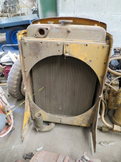 CATERPILLAR 955K (RADIADOR) - Radiator for Construction machinery: picture 3 CATERPILLAR 955K (RADIADOR) - Radiator for Construction machinery: picture 3