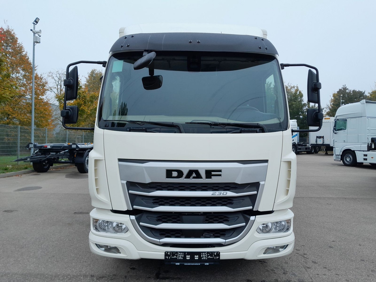 DAF FA XB 230 12t - Box truck: picture 3 DAF FA XB 230 12t - Box truck: picture 3