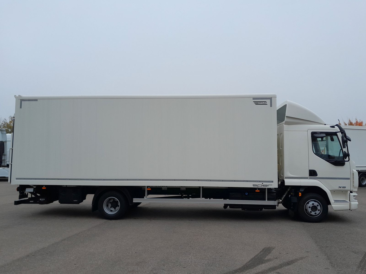 DAF FA XB 230 12t - Box truck: picture 5 DAF FA XB 230 12t - Box truck: picture 5