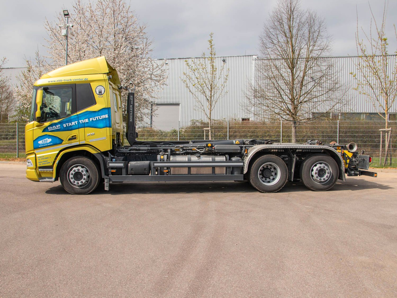 DAF FAN XD 450 SL Meiller Abrollkipper DAF FAN XD 450 SL Meiller Abrollkipper - Hook lift truck: picture 2 DAF FAN XD 450 SL Meiller Abrollkipper DAF FAN XD 450 SL Meiller Abrollkipper - Hook lift truck: picture 2