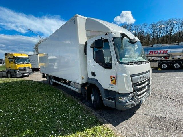 DAF LF 260 FA 12t Koffer - Box truck: picture 1 DAF LF 260 FA 12t Koffer - Box truck: picture 1